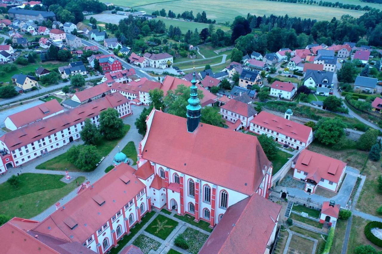 Ferienwohnung Klosterblick In Der Oberlausitz Panschwitz-Kuckau المظهر الخارجي الصورة