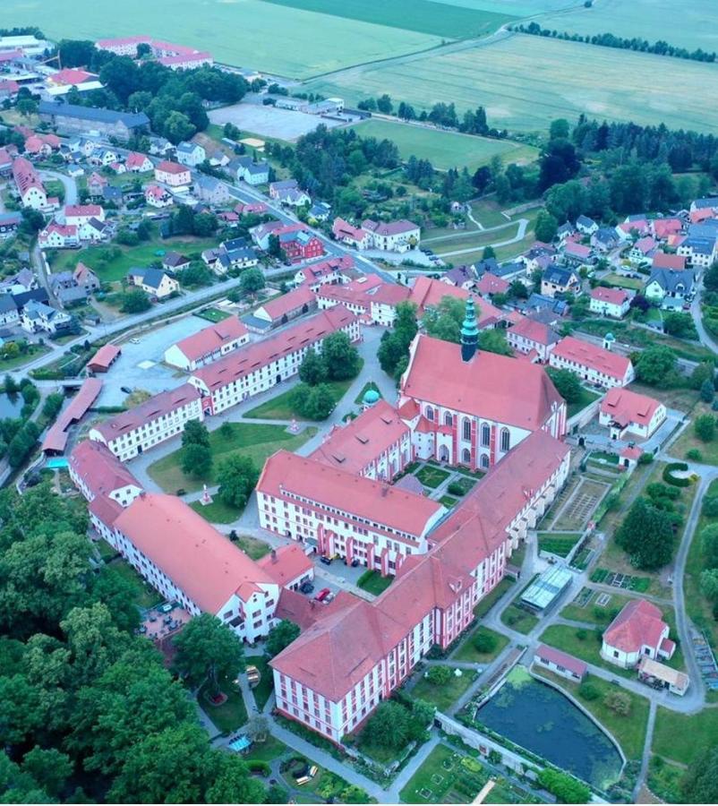 Ferienwohnung Klosterblick In Der Oberlausitz Panschwitz-Kuckau المظهر الخارجي الصورة